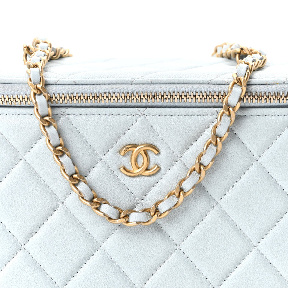 Lambskin Quilted Pearl Crush Small Vanity Case With Chain Light Blue