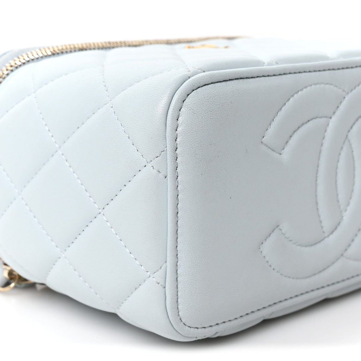Lambskin Quilted Pearl Crush Small Vanity Case With Chain Light Blue