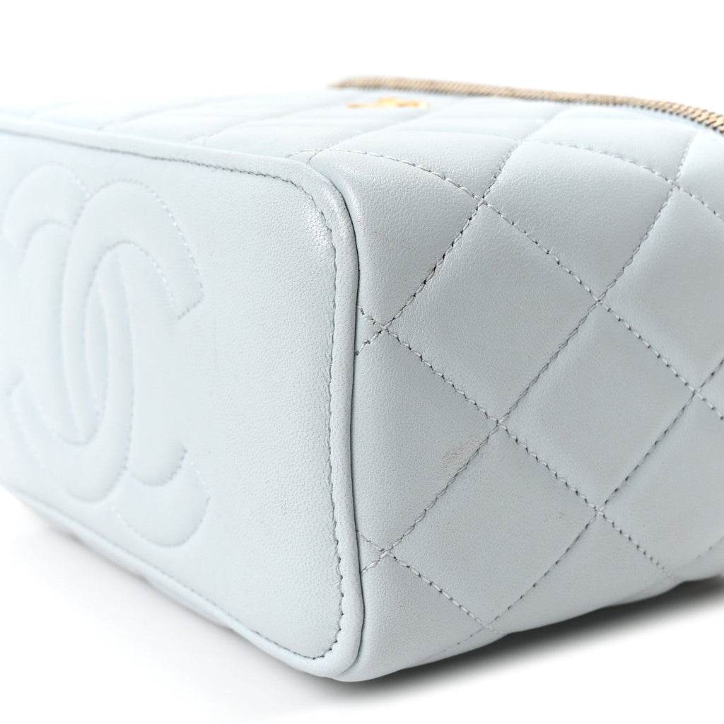 Lambskin Quilted Pearl Crush Small Vanity Case With Chain Light Blue