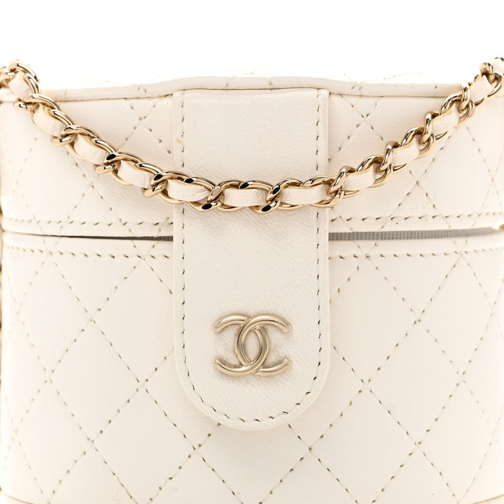 Lambskin Quilted Round Mini Vanity Case With Chain White