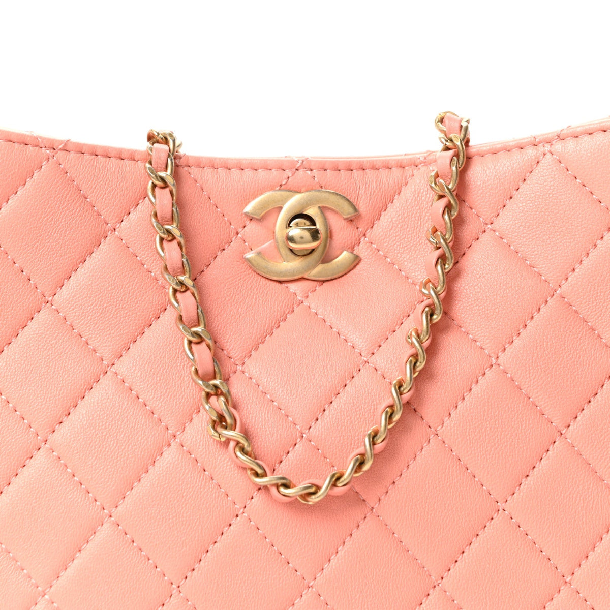 Lambskin Quilted Small Pearl Crush Hobo Coral