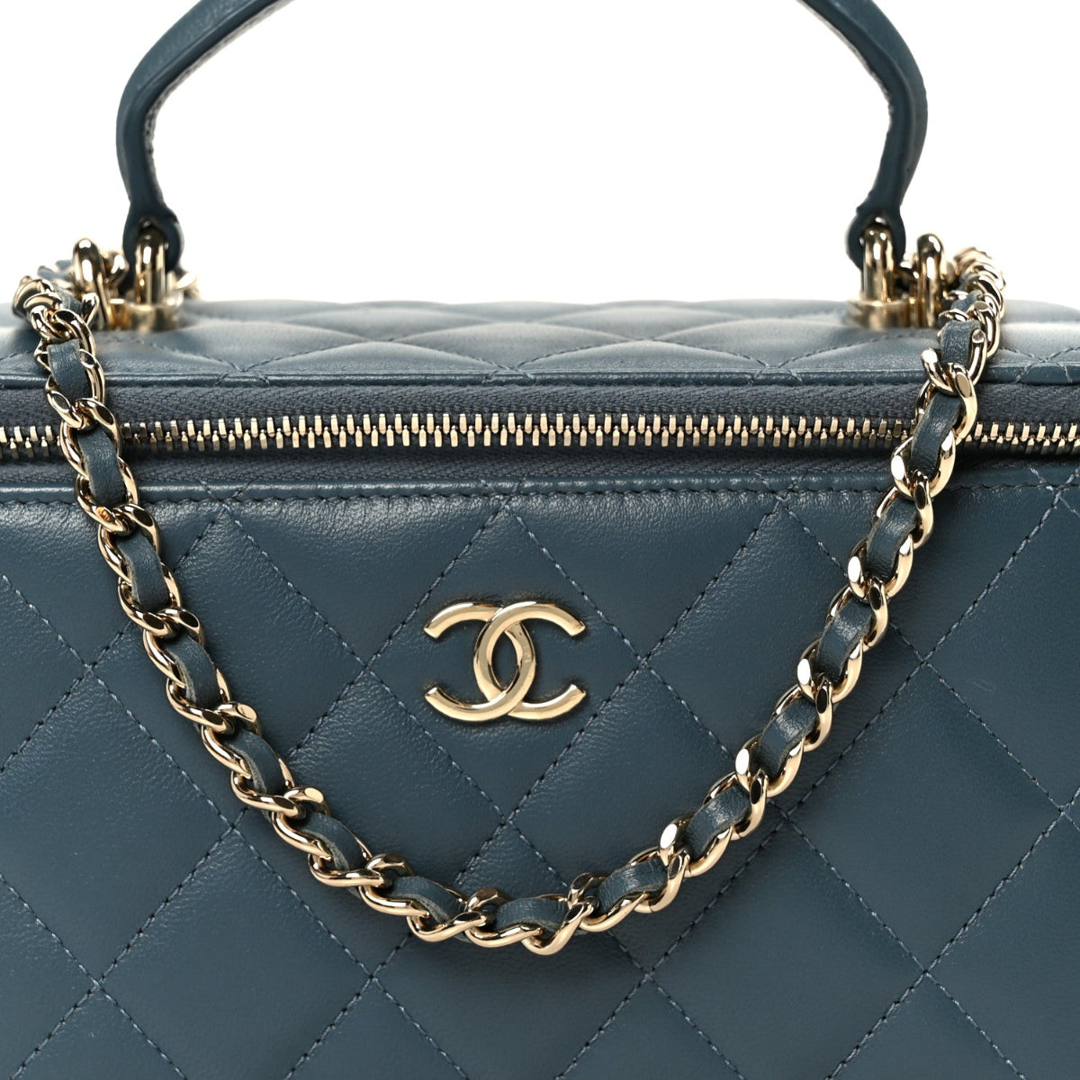 Lambskin Quilted Small Top Handle Vanity Case With Chain Blue