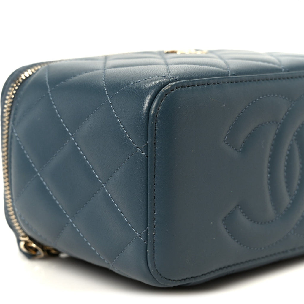Lambskin Quilted Small Top Handle Vanity Case With Chain Blue