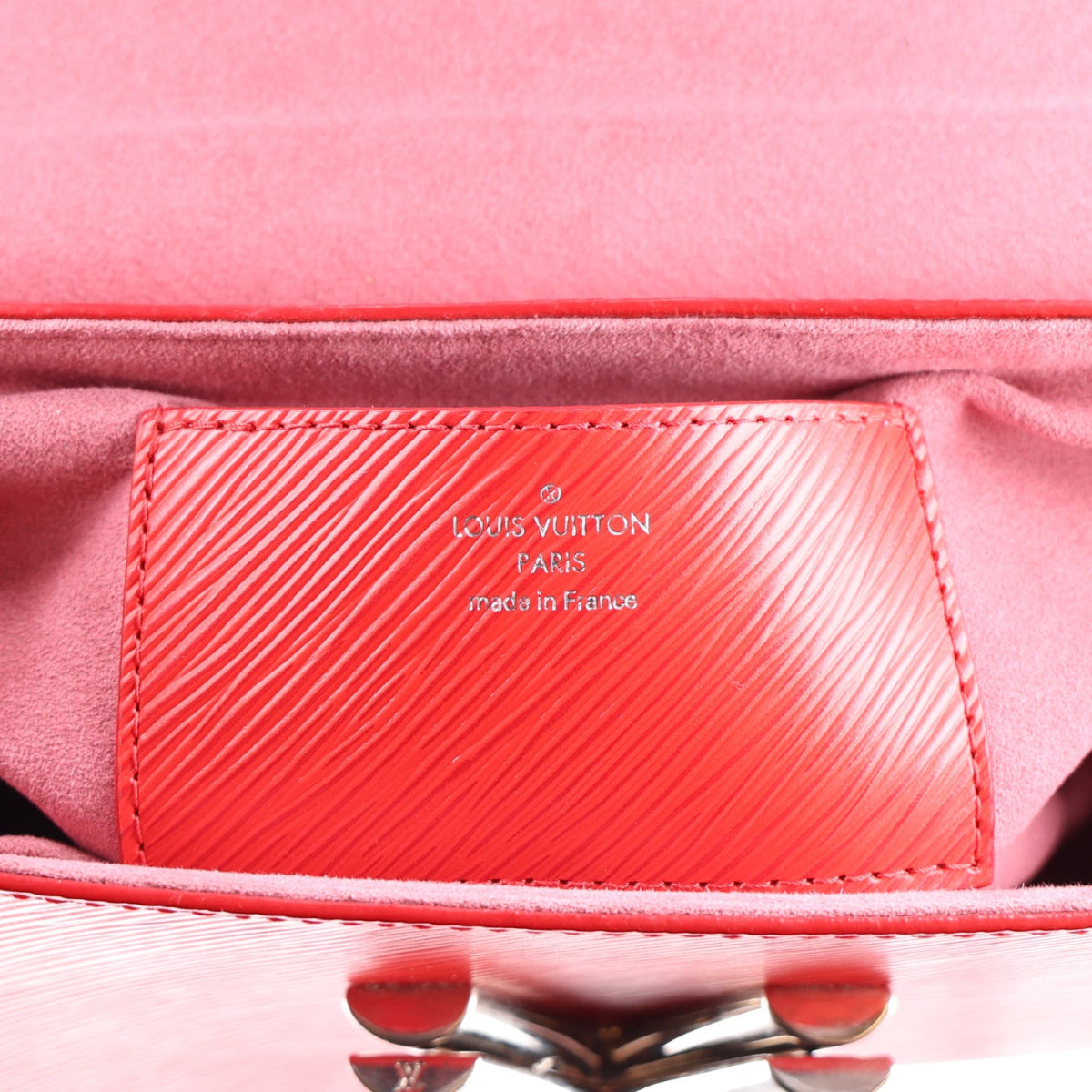Epi Twist Shoulder Bag MM Coquelicot