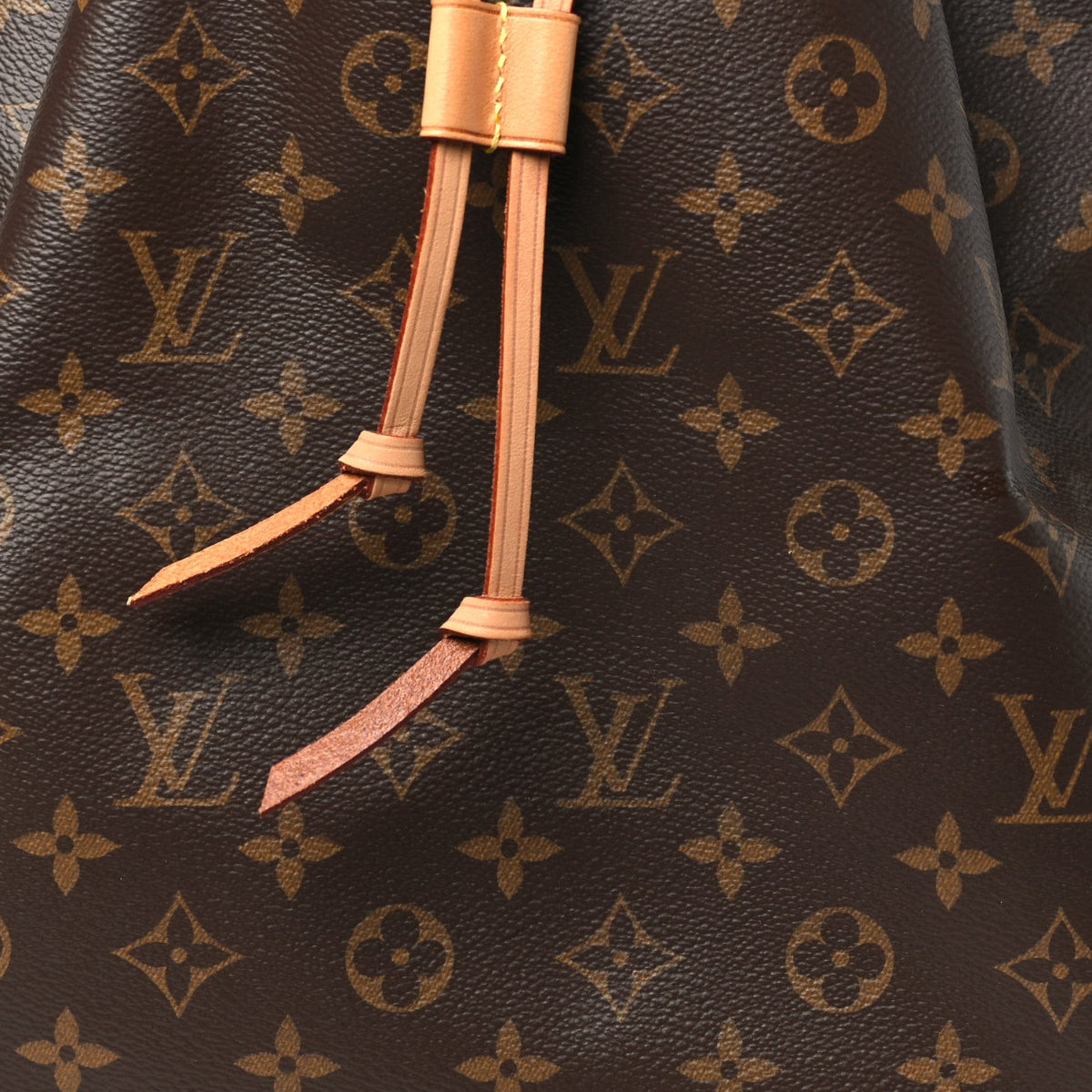 Monogram Noe