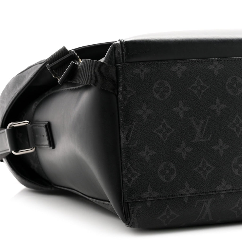 Monogram Eclipse Voyager Messenger MM