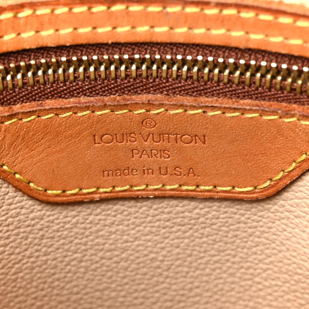 Monogram Petit Bucket 23
