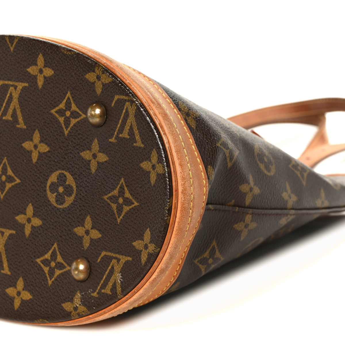 Monogram Petit Bucket 23