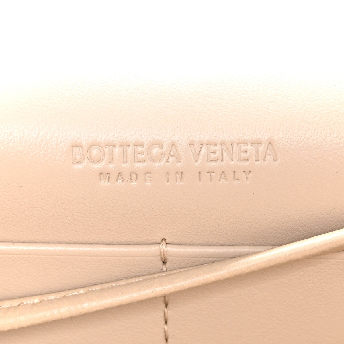 Nappa Intrecciato Andiamo Pouch On Strap Ecru