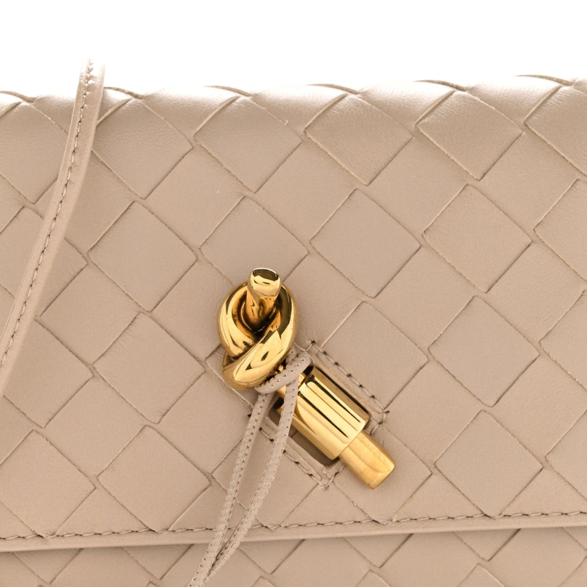 Nappa Intrecciato Andiamo Pouch On Strap Ecru