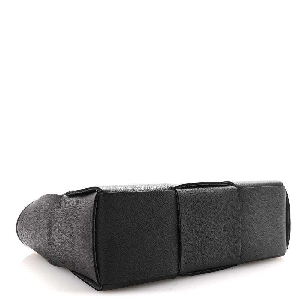 Nappa Maxi Intrecciato Arco Tote Black
