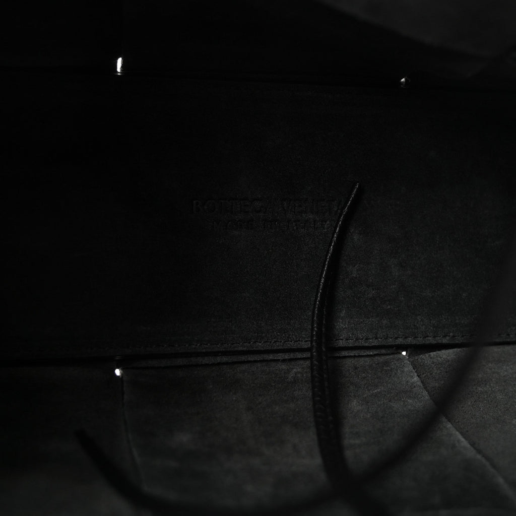 Nappa Maxi Intrecciato Arco Tote Black