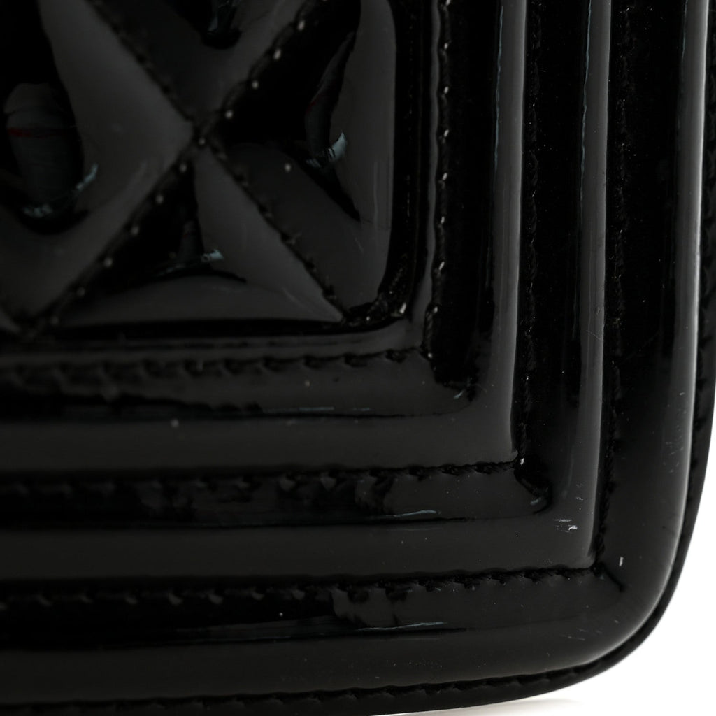 Patent Calfskin Quilted New Medium Plexiglass Boy Flap Black