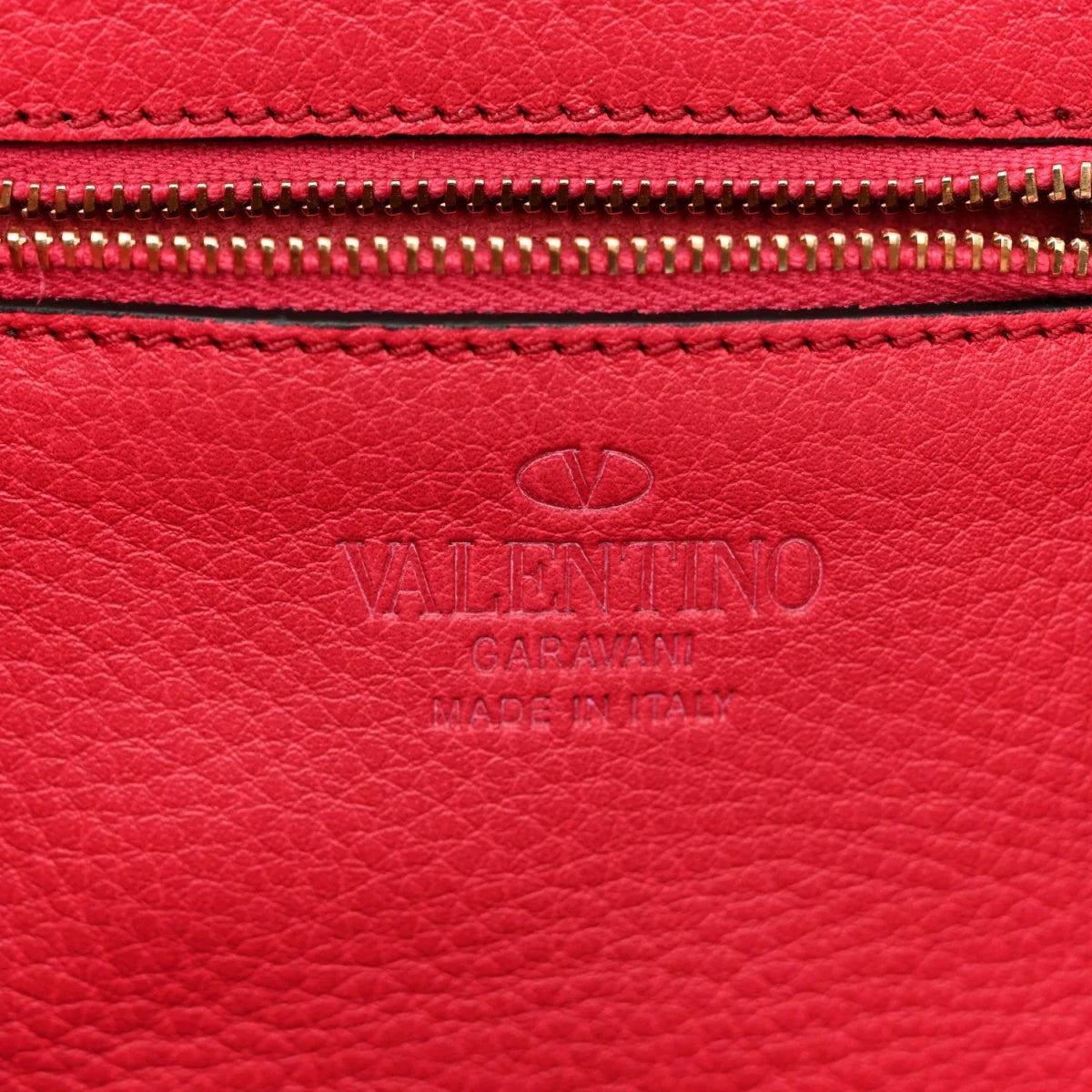 Pebbled Calfskin Mini Rockstud Tote Cyclamin