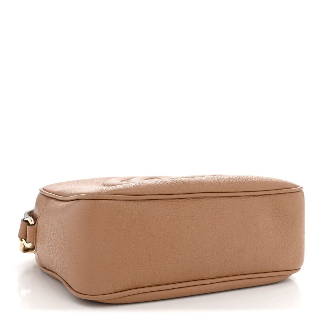 Pebbled Calfskin Small Soho Disco Bag Camelia