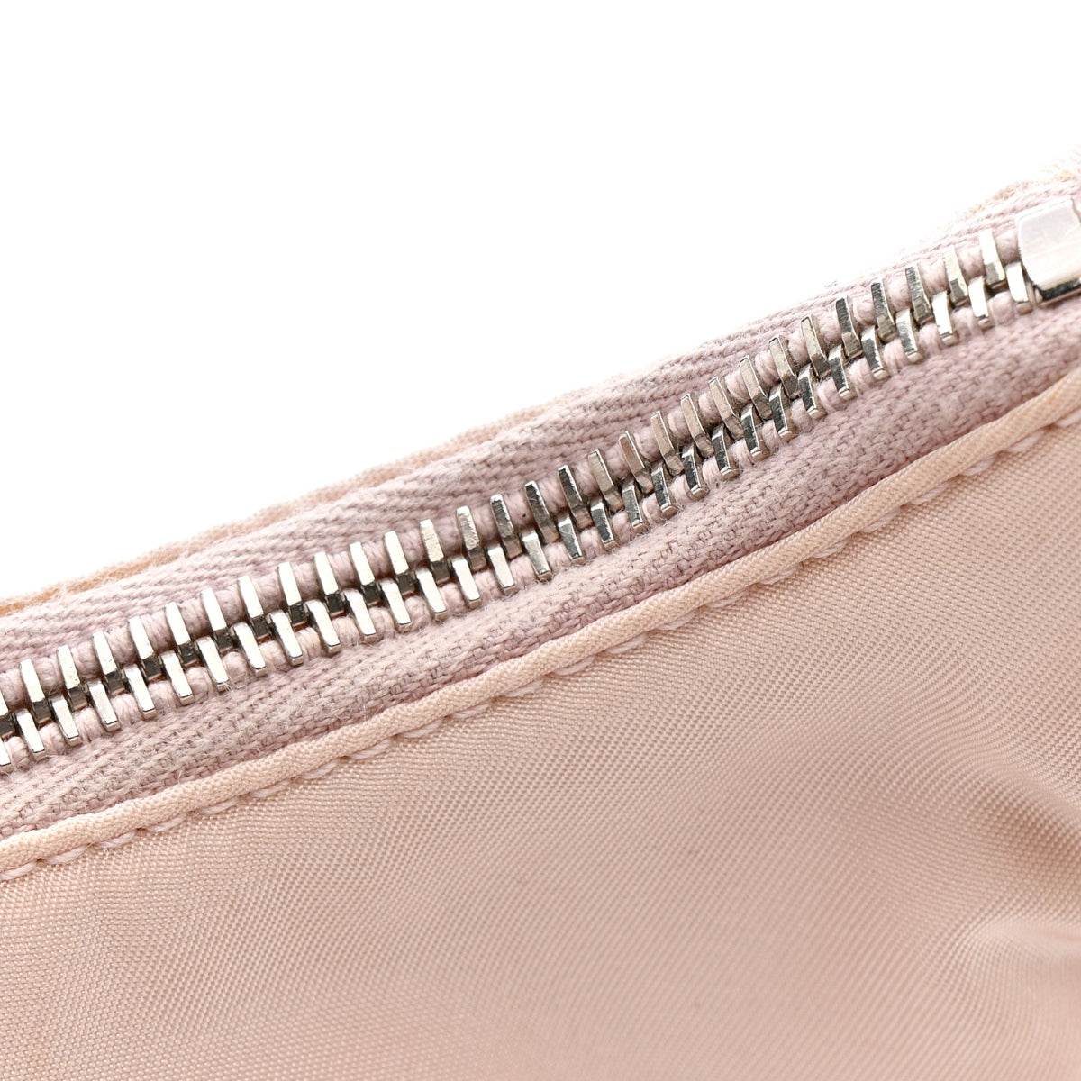 Nylon Re-Edition 2005 Shoulder Bag Alabastro