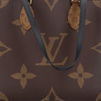 Reverse Monogram Giant Onthego MM