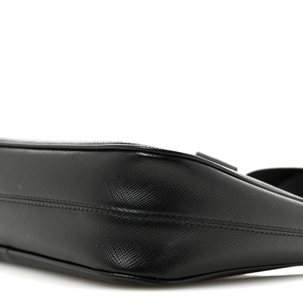 Saffiano Lux Re-Edition 2005 Shoulder Bag Black