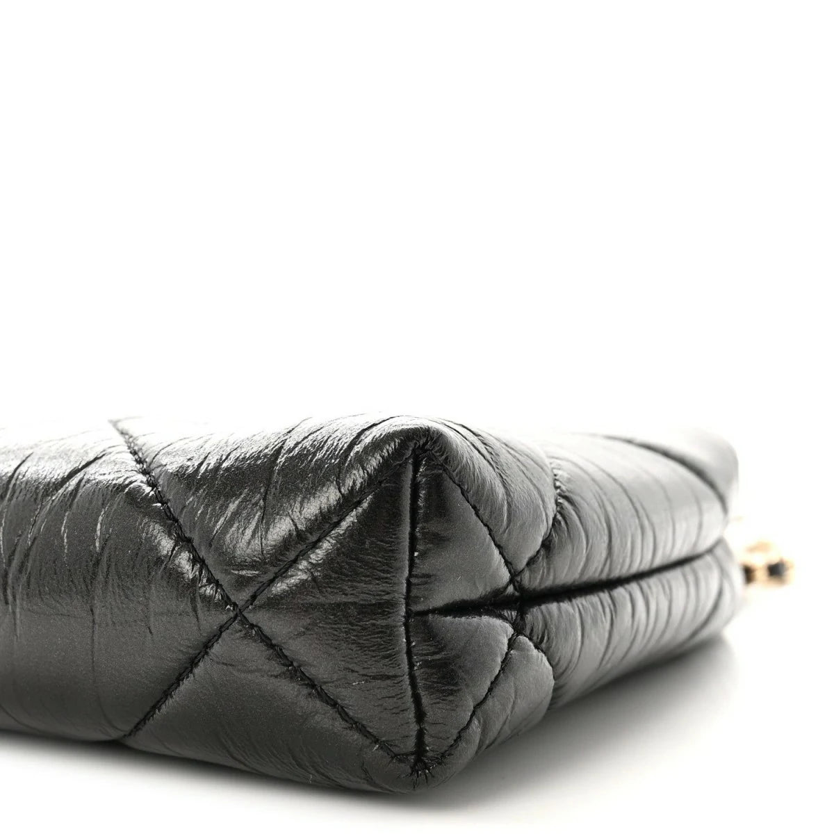 Shiny Aged Lambskin Quilted Kiss Lock Clutch With Chain Black