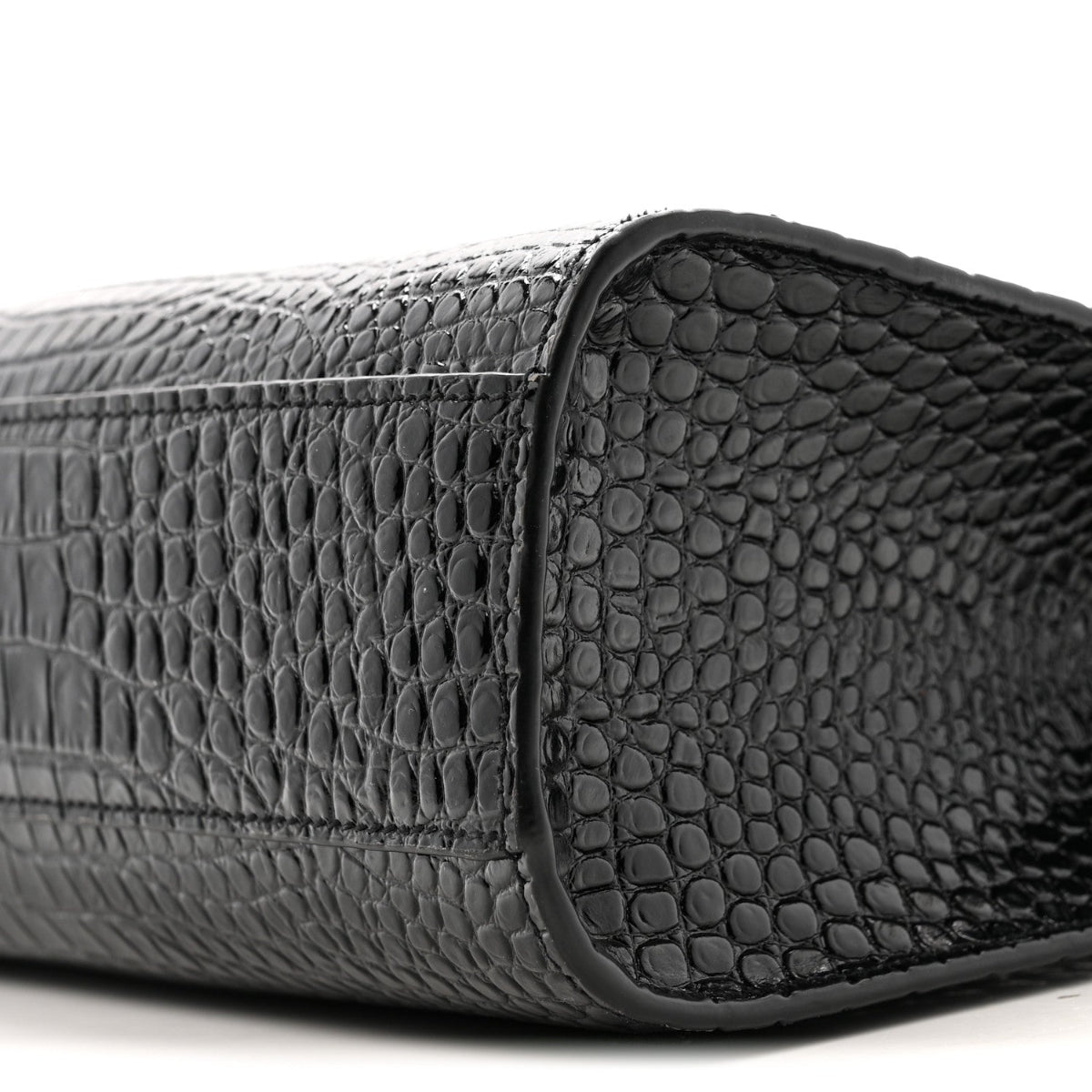 Shiny Calfskin Crocodile Embossed Manhattan Baguette Black