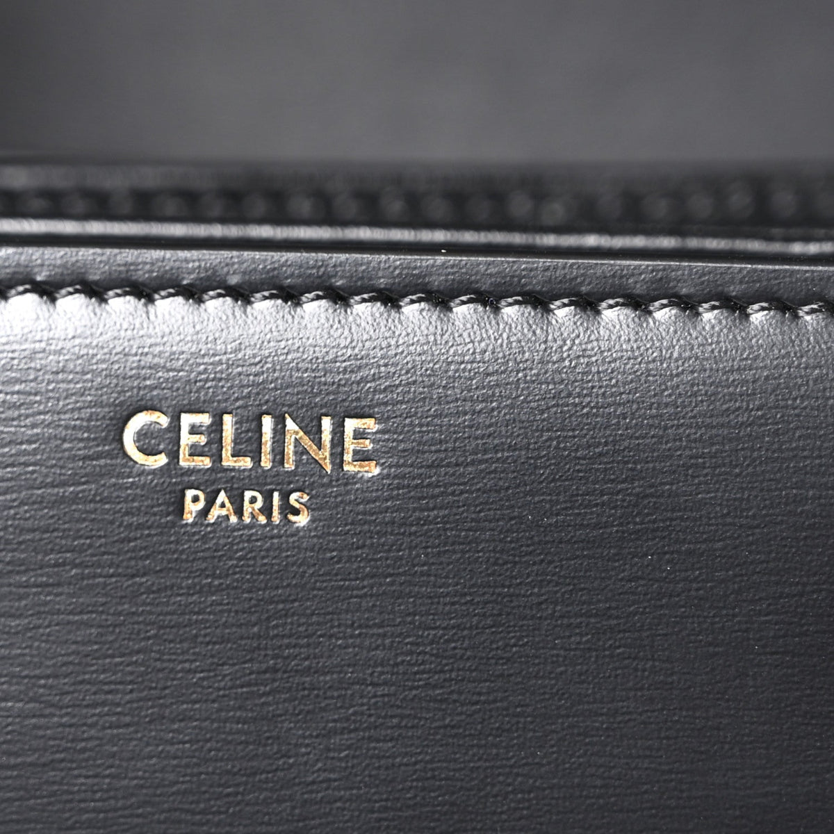 Shiny Calfskin Medium Triomphe Black