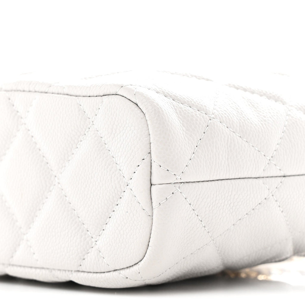 Shiny Caviar Quilted Hobo Clutch With Chain Light Grey