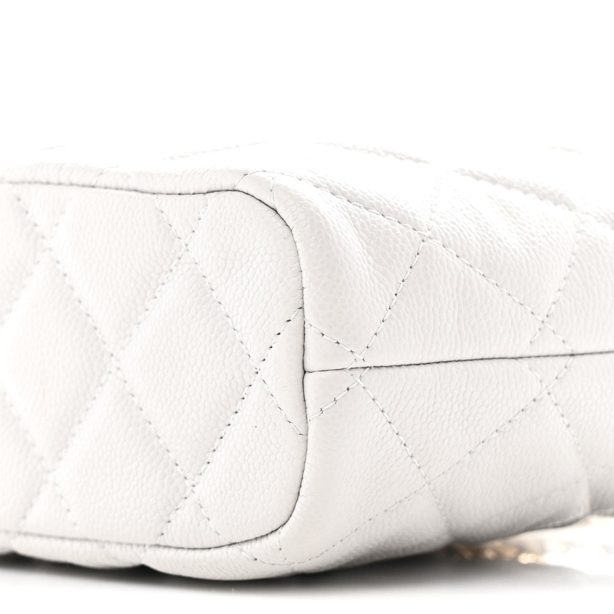 Shiny Caviar Quilted Hobo Clutch With Chain Light Grey