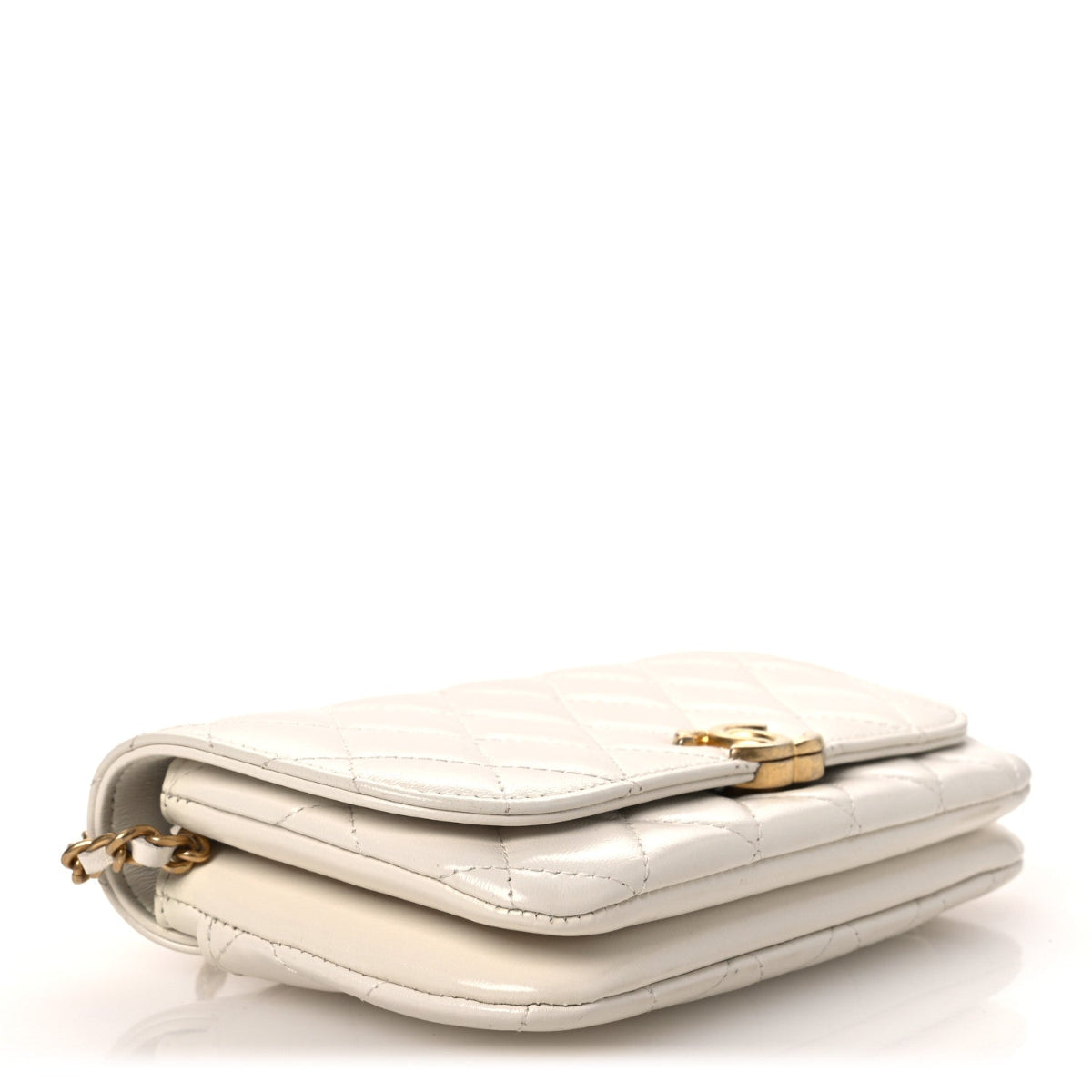 Shiny Lambskin Flap Clutch With Chain White