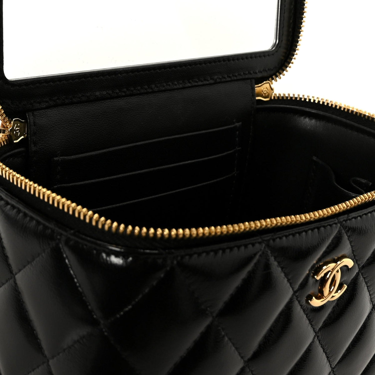 Shiny Lambskin Quilted Small Plexiglass Top Handle Vanity Case With Chain Black Tortoise