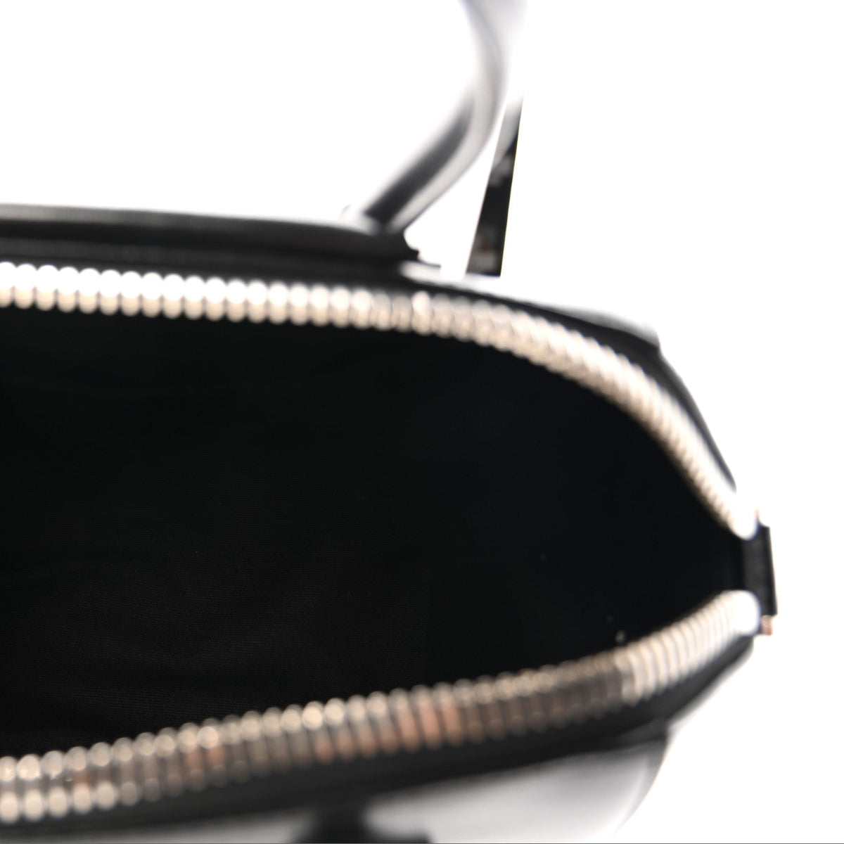 Shiny Lord Calfskin Small Antigona Black