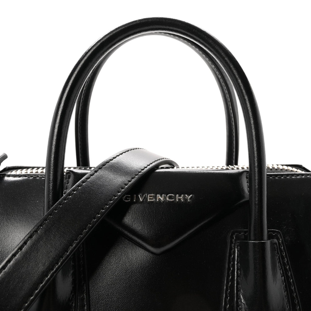 Shiny Lord Calfskin Small Antigona Black