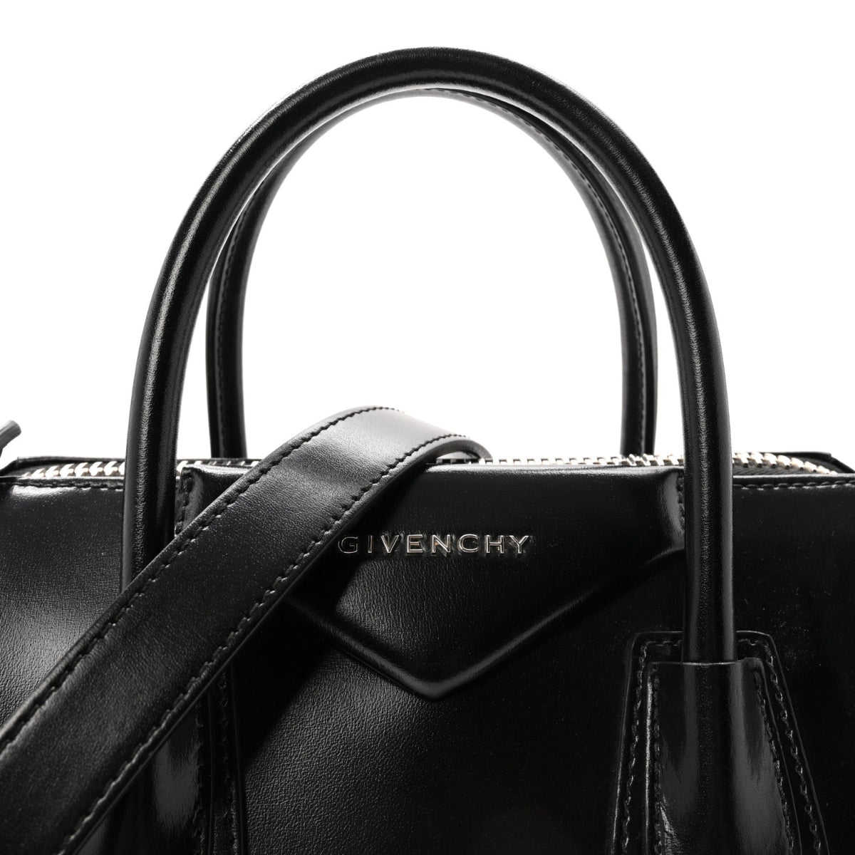 Shiny Lord Calfskin Small Antigona Black