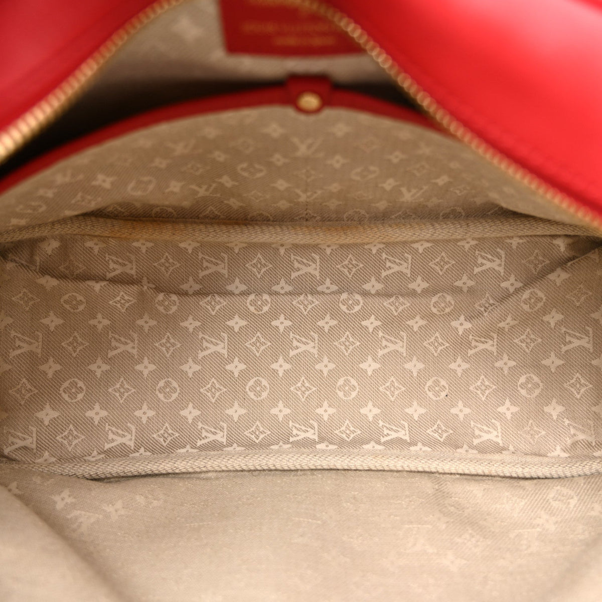 Supple Calfskin Paname Take Off Flight Overseas Bag Red