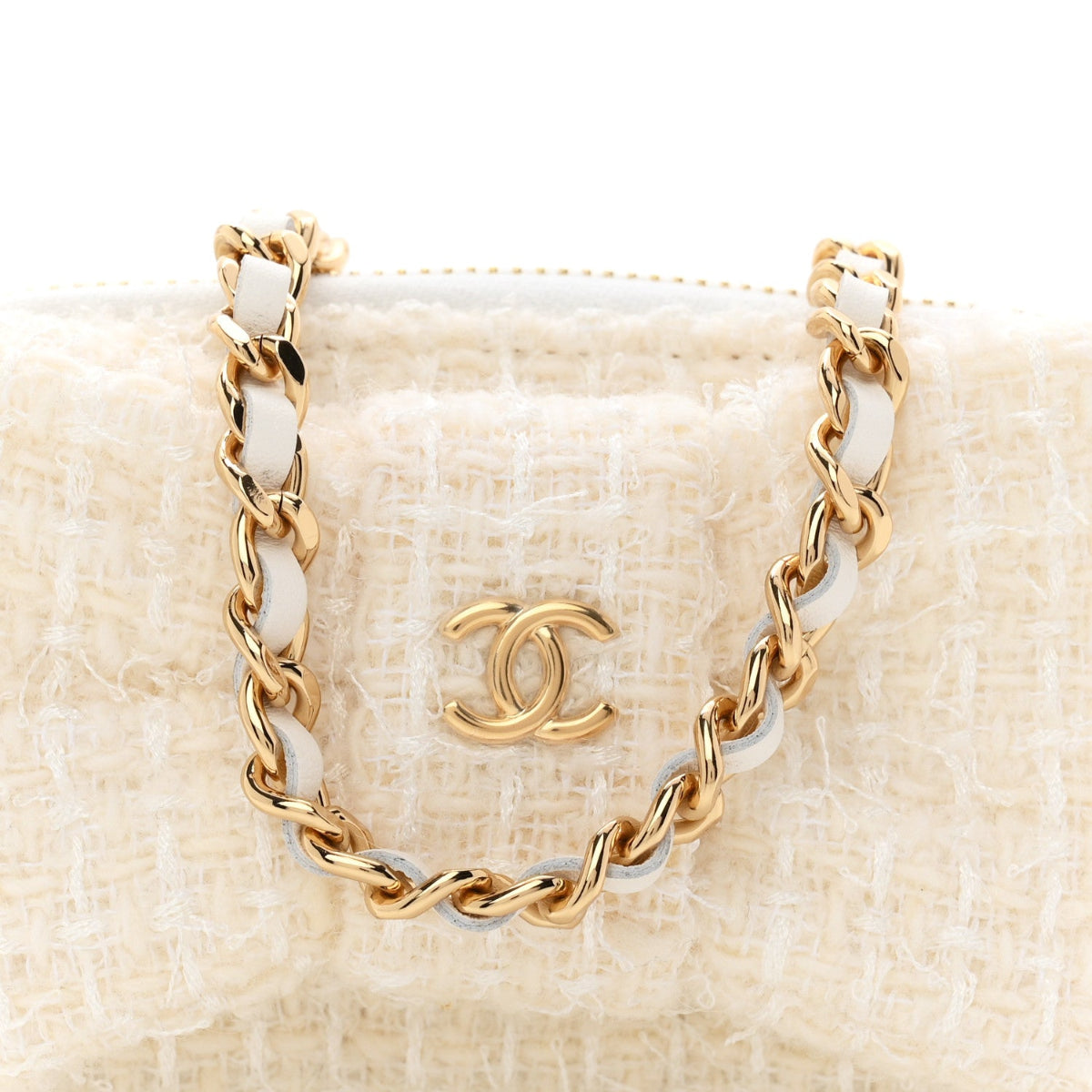 Tweed Quilted Bow Flap Card Holder On Chain White