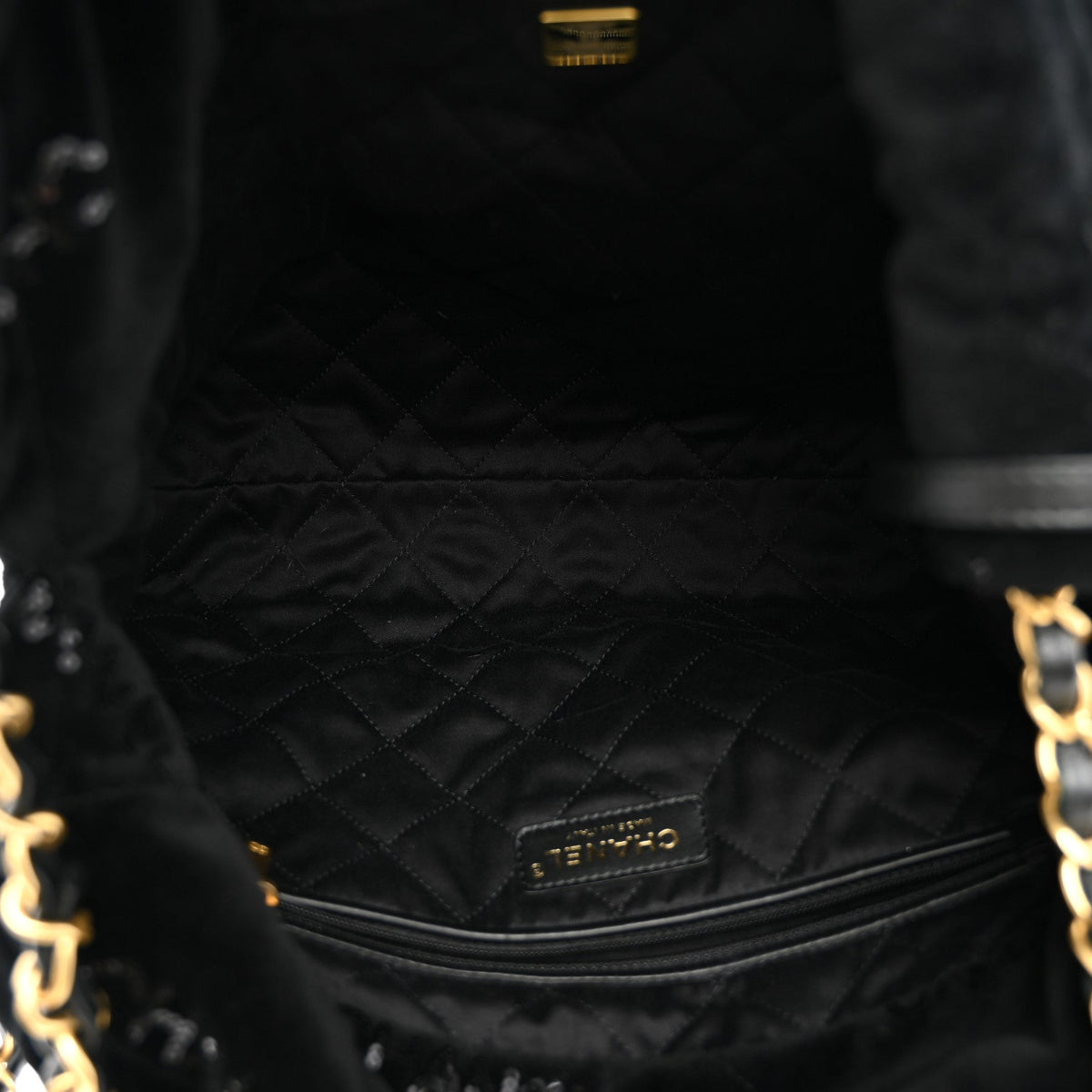 Velvet Sequin Quilted Small Chanel 22 Black
