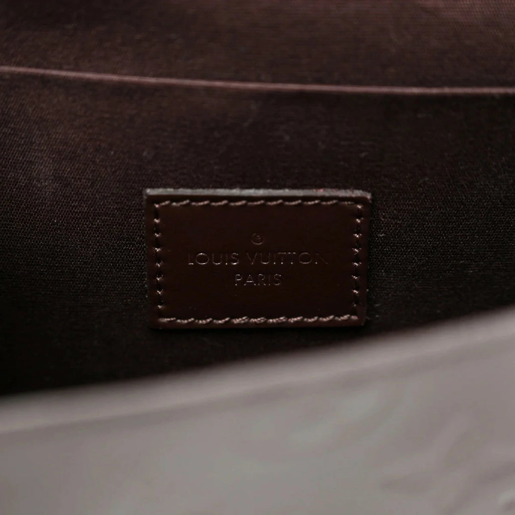 Vernis Pochette Felicie Chain Wallet Amarante