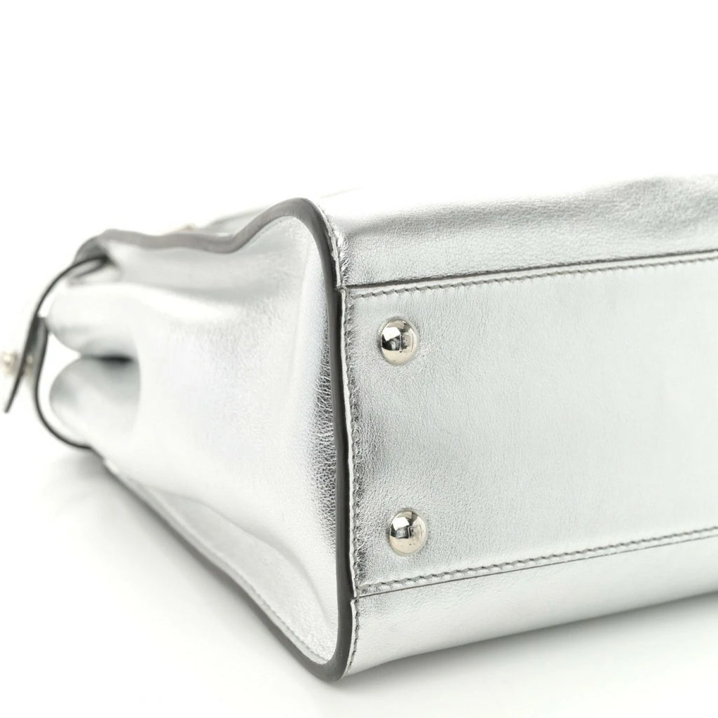 Vitello Catalan Mirror Medium Peekaboo Iconic Satchel Argento