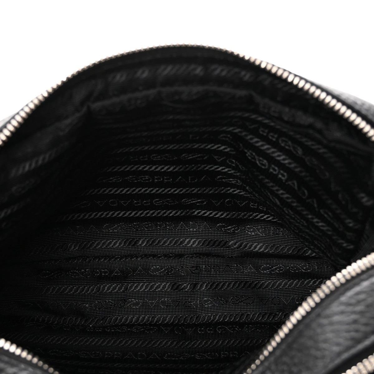 Vitello Daino Soft Camera Crossbody Black