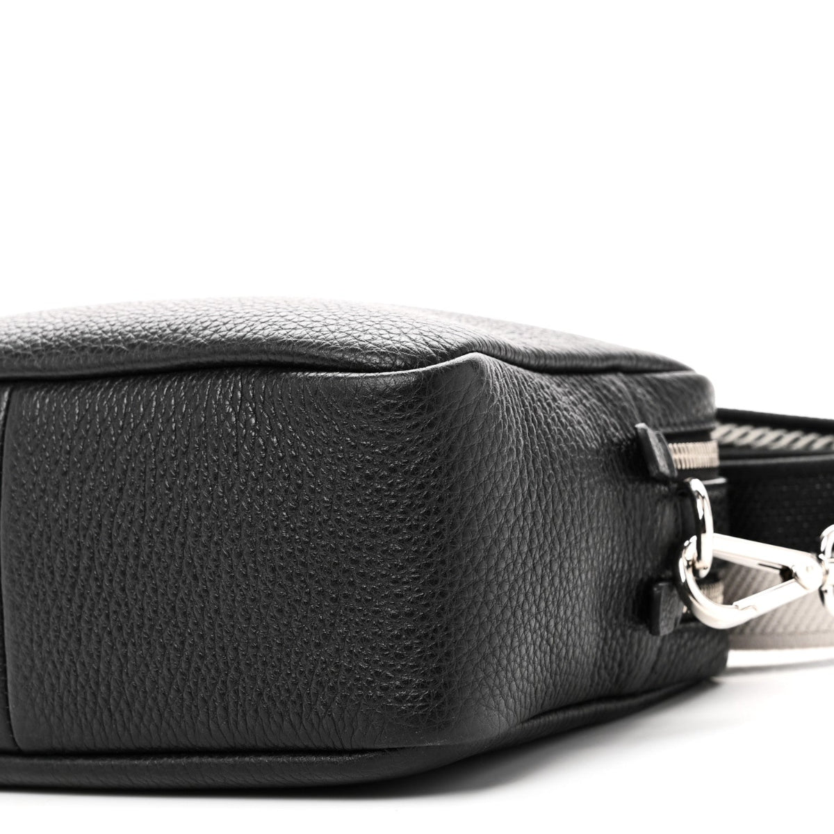 Vitello Daino Soft Camera Crossbody Black